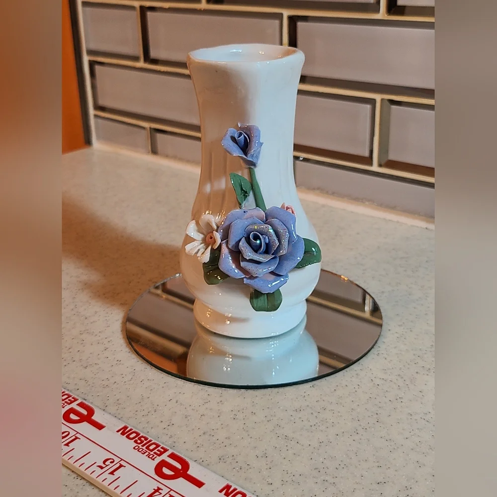 Stunning Vase for sale floral design